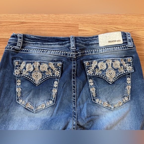 Grace In LA Embellished Jeans 32 Cowgirl Rhinestone Gold Embroidered Hearts EUC - Picture 5 of 11